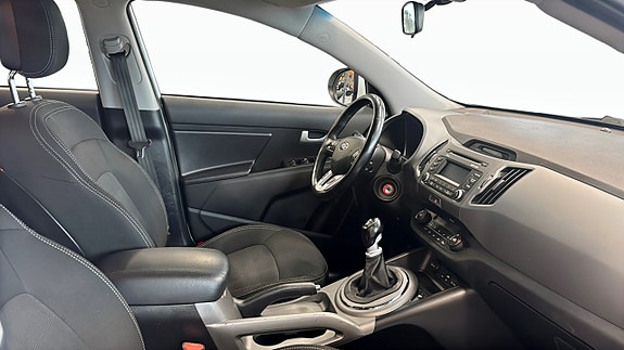 Kia Sportage 3 of 9