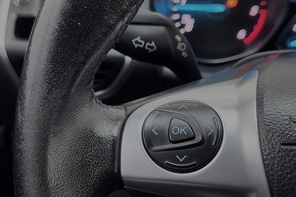Ford Kuga 18 of 28