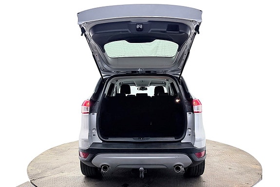Ford Kuga 8 of 28