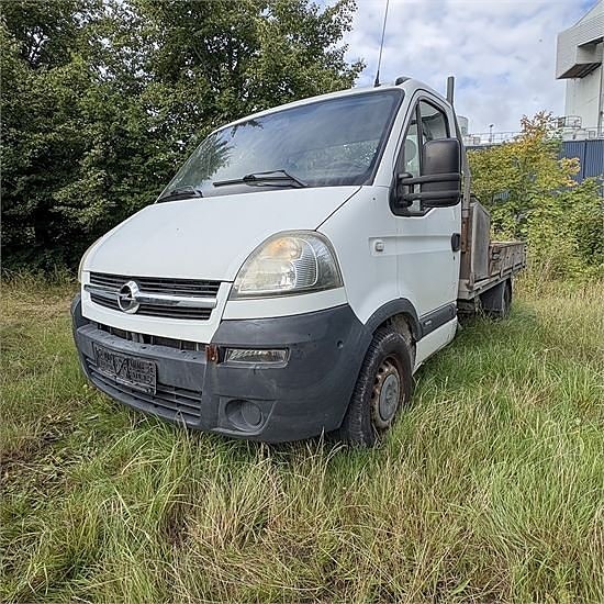 Opel Movano - Video 6 of 27