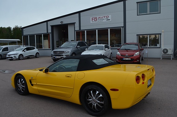 Chevrolet Corvette 8 of 20