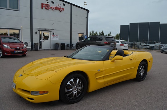 Chevrolet Corvette 7 of 20