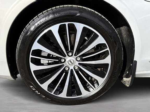 Volvo V90 9 of 20