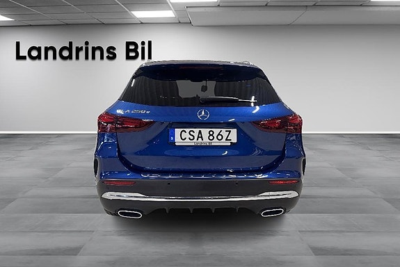 Mercedes-Benz GLA250 e 5 of 15