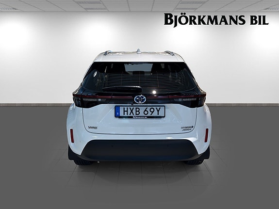 Toyota Yaris Cross 5 of 18