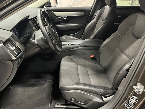 Volvo V90 8 of 24
