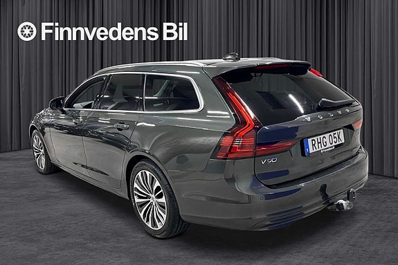 Volvo V90 2 of 24