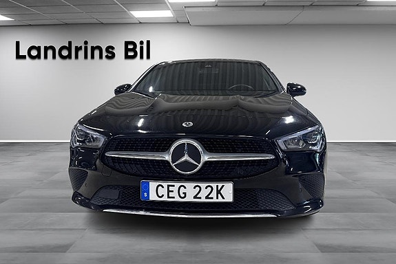 Mercedes-Benz CLA200 2 of 14