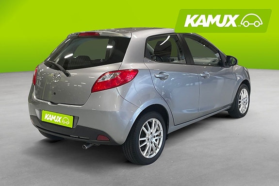 Mazda 2 4 of 16