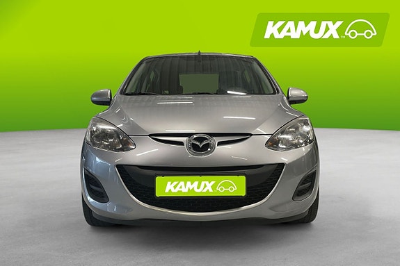 Mazda 2 6 of 16