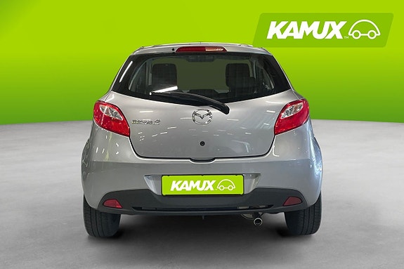 Mazda 2 5 of 16