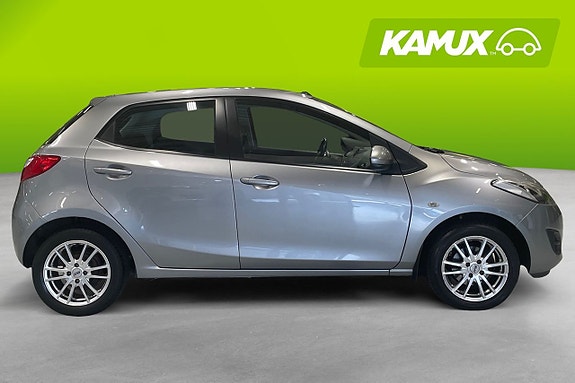 Mazda 2 2 of 16