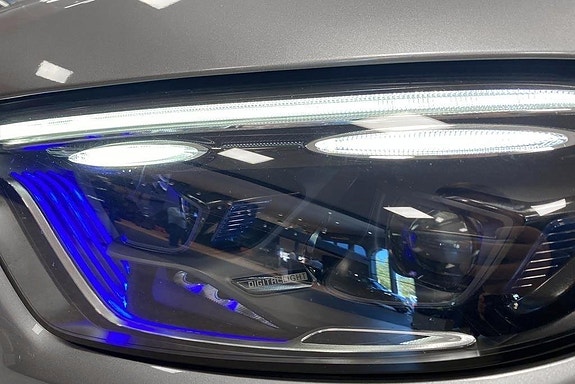 Mercedes-Benz GLC300 e 19 of 19