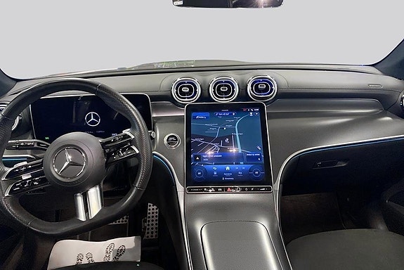 Mercedes-Benz GLC300 e 7 of 19