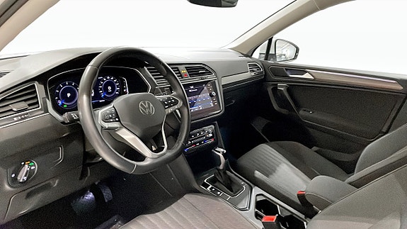 Volkswagen Tiguan Allspace 7 of 14