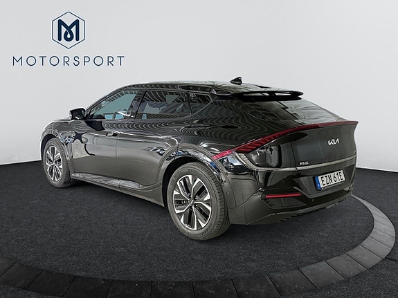 Kia EV6 5 of 25