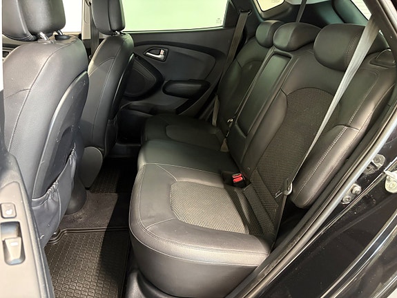 Hyundai ix35 8 of 13