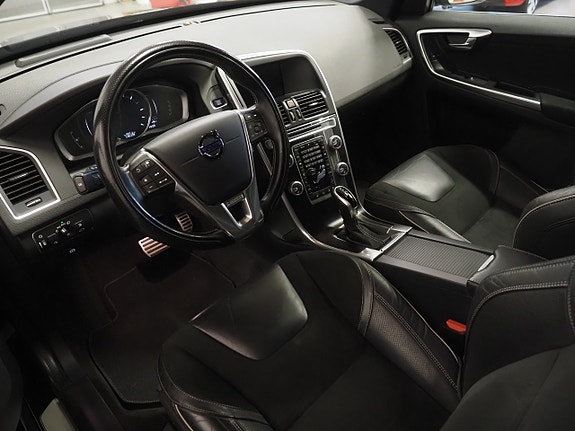 Volvo XC60 18 of 28