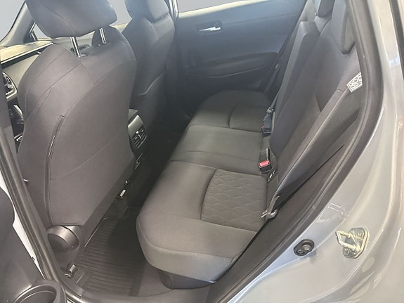 Toyota Corolla Cross 7 of 15