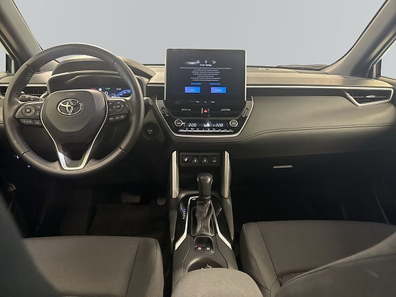 Toyota Corolla Cross 8 of 15