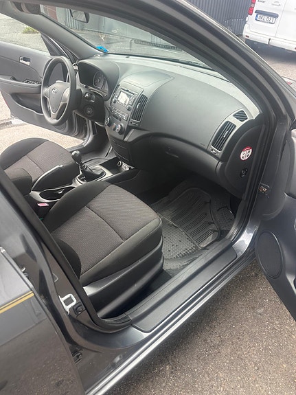 Hyundai i30 3 of 4