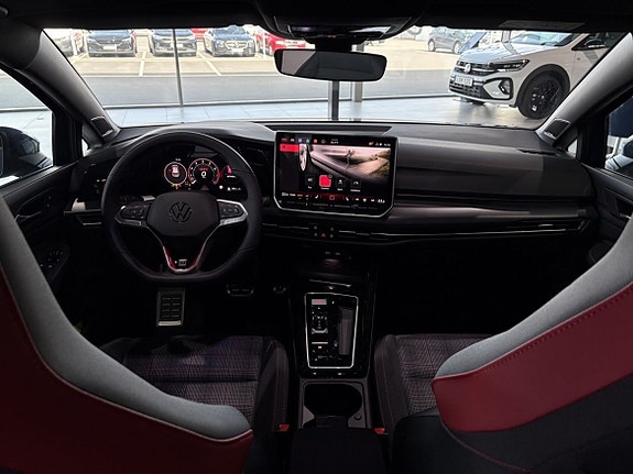Volkswagen Golf I 3 of 17