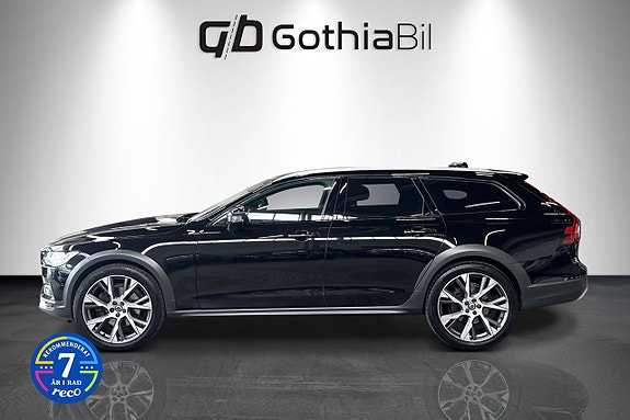 Volvo V90 Cross Country 8 of 27