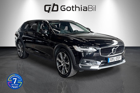 Volvo V90 Cross Country 3 of 27