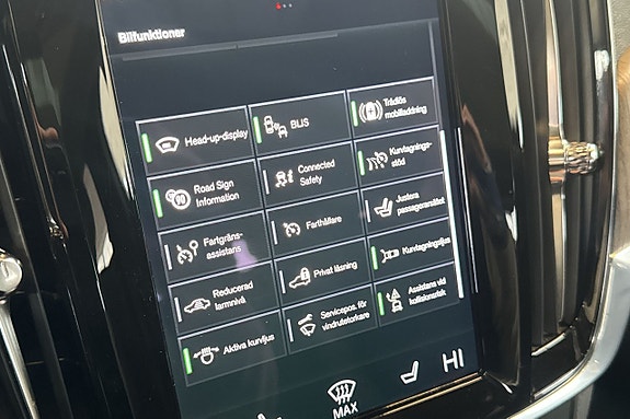 Volvo V90 Cross Country 20 of 27