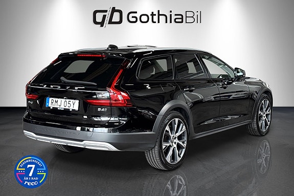 Volvo V90 Cross Country 5 of 27
