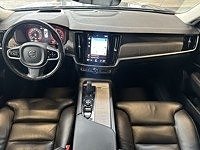 Volvo V90 Cross Country 13 of 27