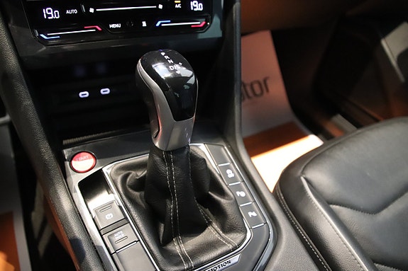 Volkswagen Tiguan 18 of 22