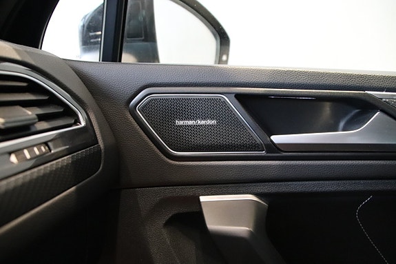 Volkswagen Tiguan 17 of 22
