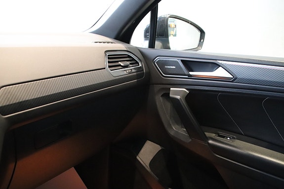 Volkswagen Tiguan 16 of 22