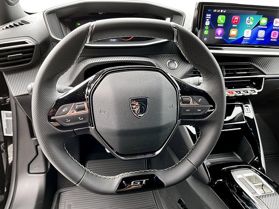 Peugeot 2008 8 of 14
