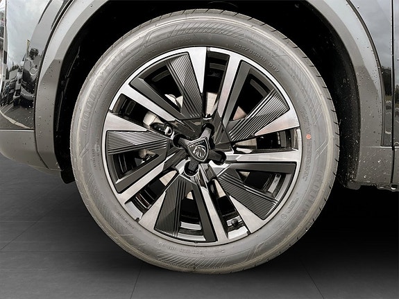 Peugeot 2008 14 of 14