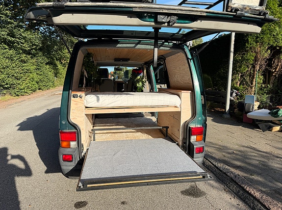 Volkswagen Transporter 10 of 13