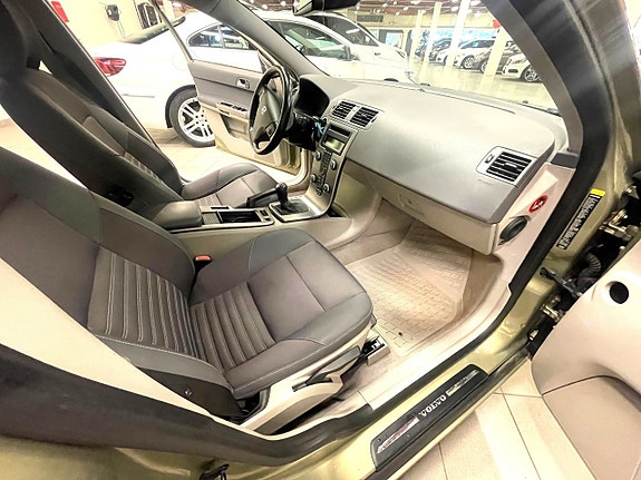 Volvo V50 9 of 10