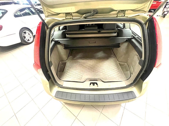 Volvo V50 10 of 10