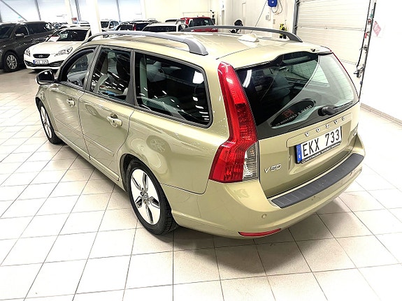 Volvo V50 4 of 10