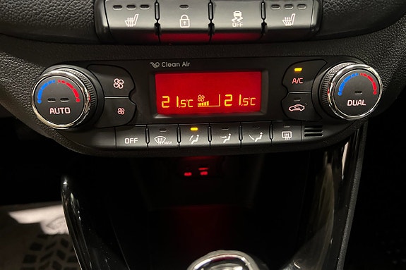 Kia Ceed 13 of 14