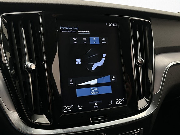Volvo V60 Cross Country 21 of 30