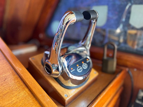 Sea Ranger 36 Trawler | 2 x Sole SM105L 6cyl Diesel -2019 8 of 12