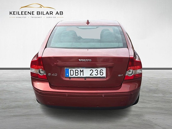 Volvo S40 6 of 22