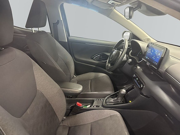 Toyota Yaris 6 of 14