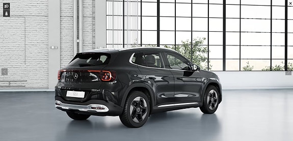 Mercedes-Benz GLA350 3 of 16