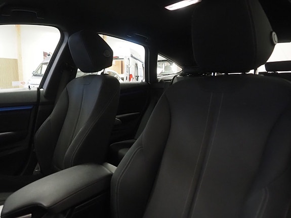 BMW 320d 16 of 25
