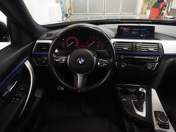BMW 320d 14 of 25