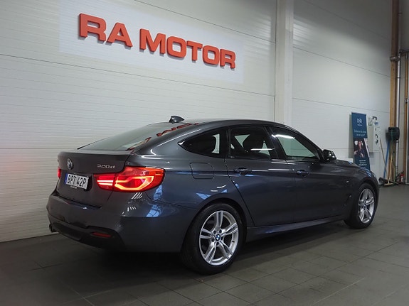 BMW 320d 5 of 25