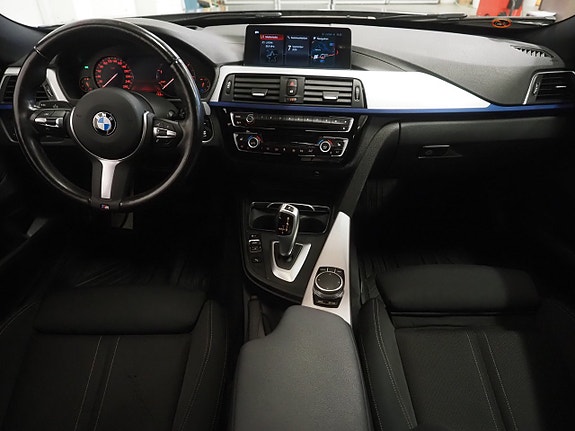BMW 320d 13 of 25